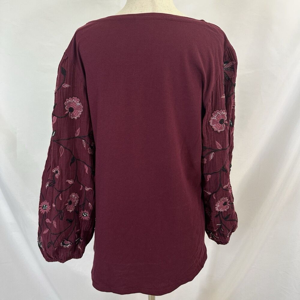 CHICO’S Burgundy Red Embroidered Sleeves Top Size LARGE (2) Womens - Picture 4 of 6